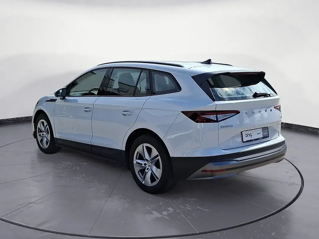Skoda Enyaq 60 iV Loft - Thumbnail 3