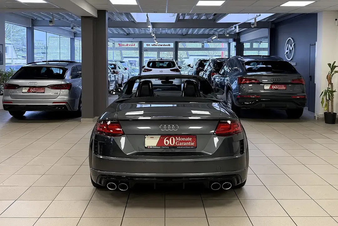 Audi TTS quattro Roadster - Thumbnail 9