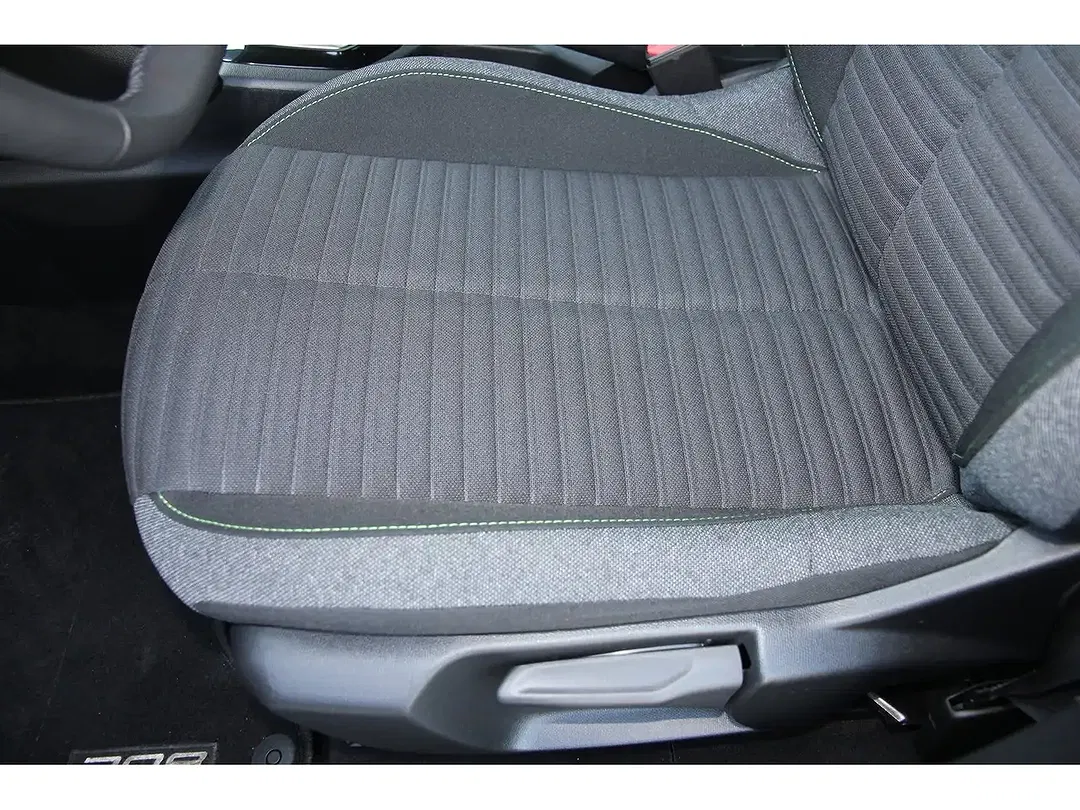 Peugeot 208 100 Hybrid Active - Thumbnail 14