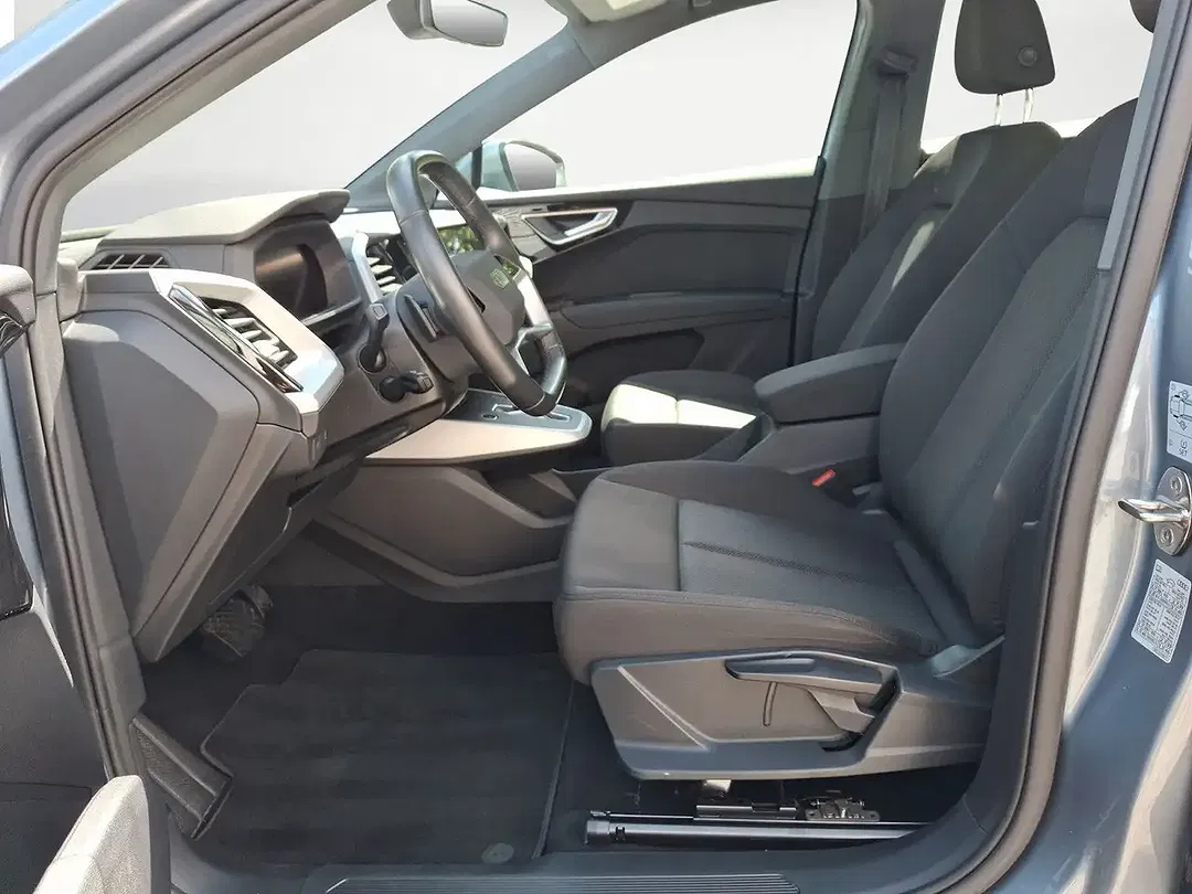 Audi Q4 e-tron 50 quattro - Thumbnail 6