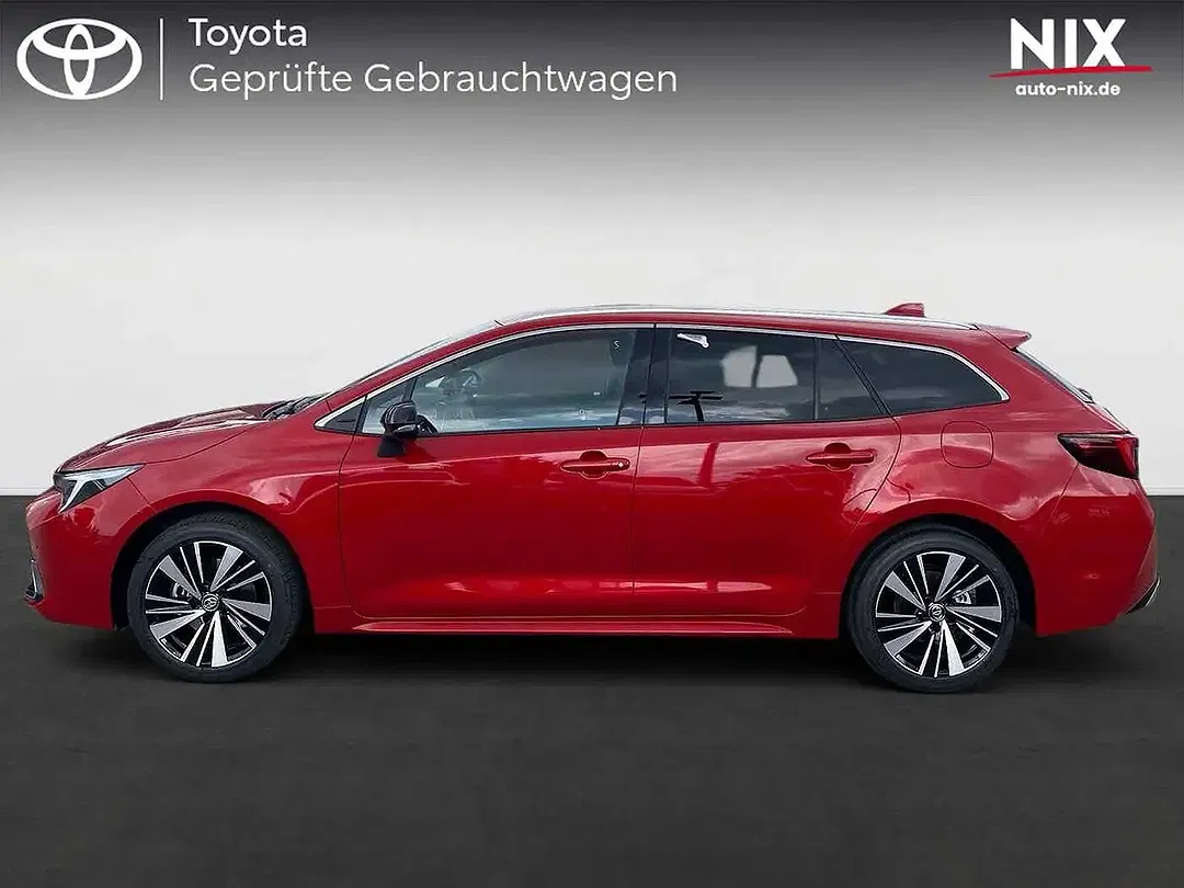 Toyota Corolla - Thumbnail 3