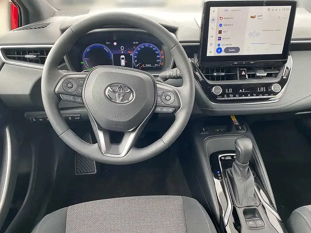 Toyota Corolla - Thumbnail 9