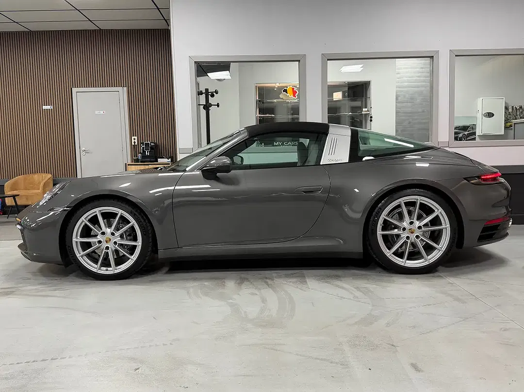 Porsche 911 3.0 Targa 4 Turbo - Thumbnail 13