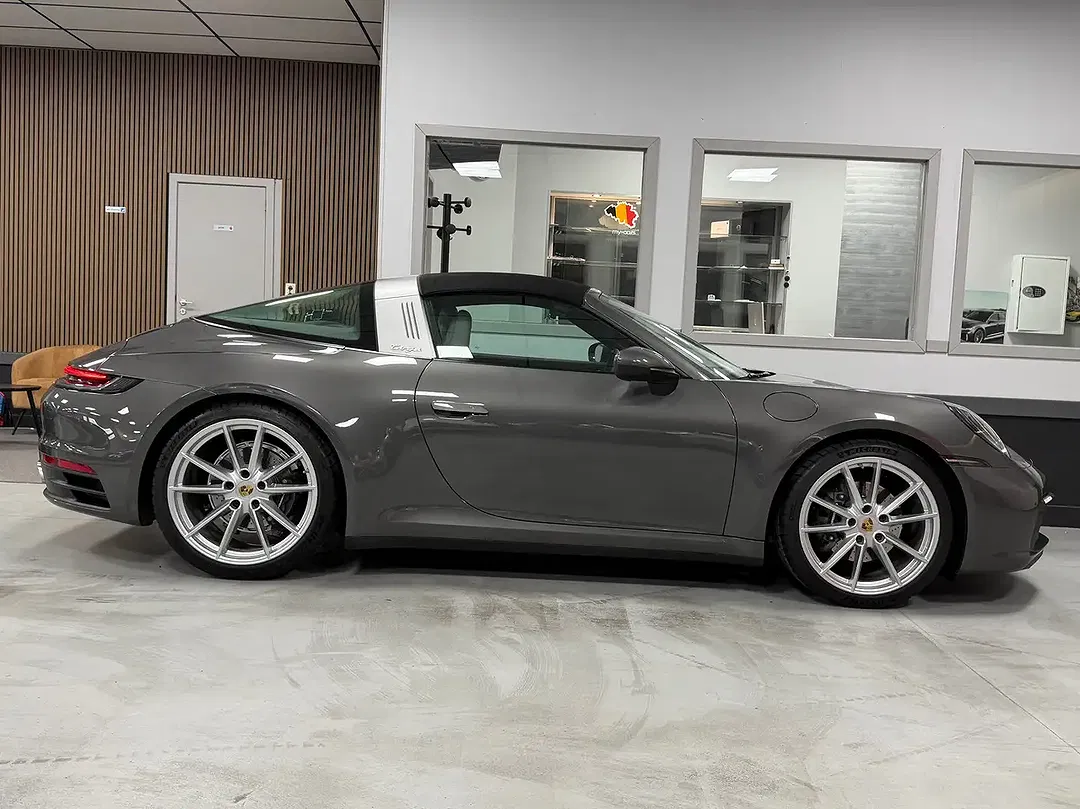 Porsche 911 3.0 Targa 4 Turbo - Thumbnail 6