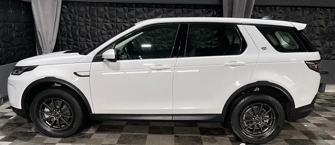 Land Rover Discovery 4x4 Sport - Thumbnail 8