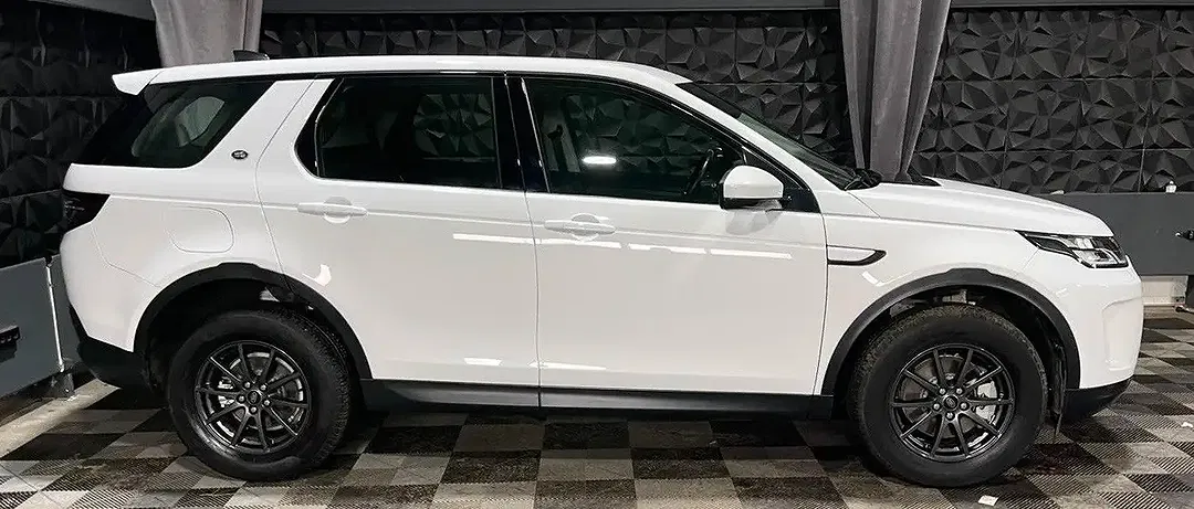 Land Rover Discovery 4x4 Sport - Thumbnail 9