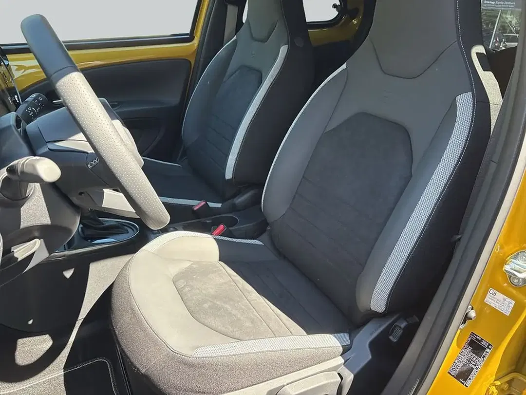 Toyota Aygo X 1.5 Hybrid GR Sport - Thumbnail 10