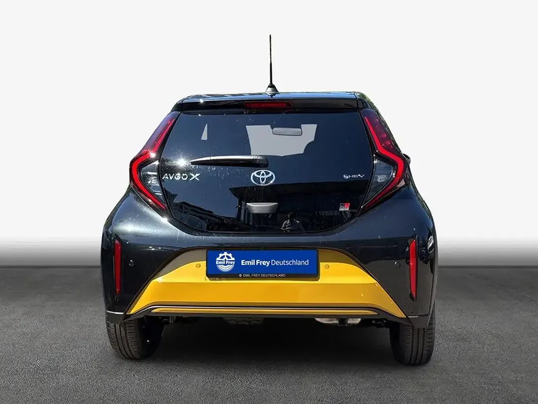 Toyota Aygo X 1.5 Hybrid GR Sport - Thumbnail 5