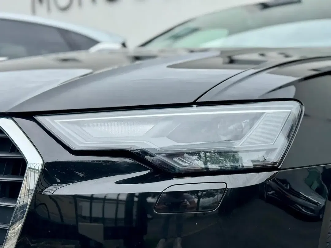 Audi A6 35 TDI Avant - Thumbnail 3