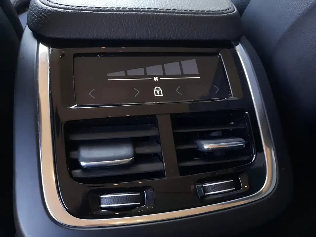 Volvo XC90 T8 PHEV AUT AWD Plus Bright - Thumbnail 16
