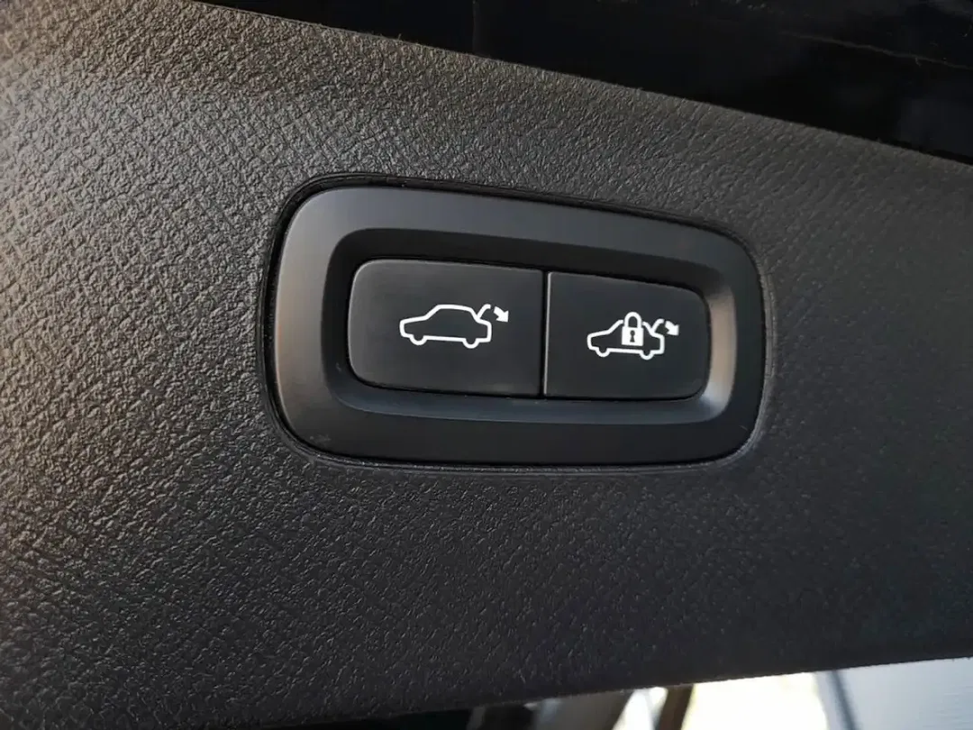 Volvo XC90 T8 PHEV AUT AWD Plus Bright - Thumbnail 18