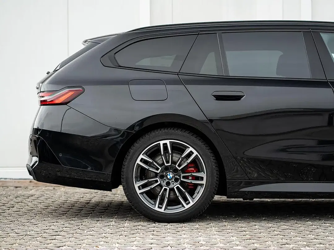 BMW 520 Touring M Sport Pro - Thumbnail 6