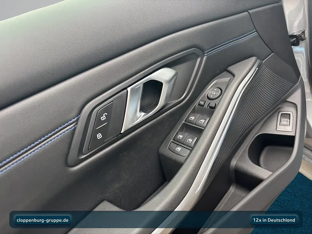 BMW 320 xDrive - Thumbnail 12