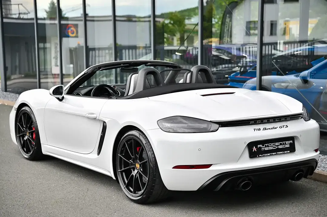 Porsche Boxster 4.0 GTS - Thumbnail 5