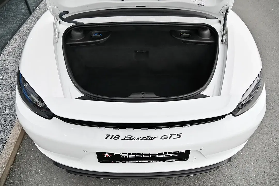 Porsche Boxster 4.0 GTS - Thumbnail 8