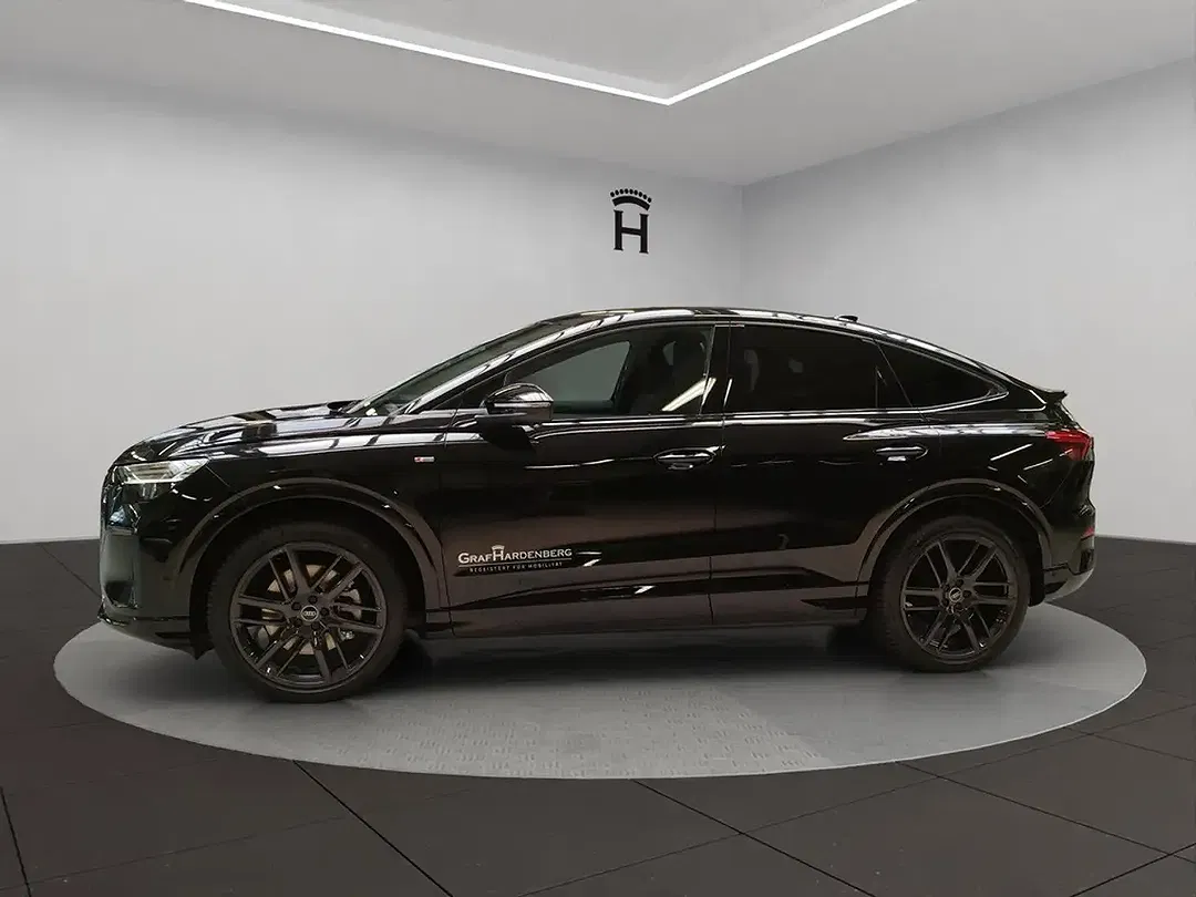 Audi e-tron quattro S line - Thumbnail 4