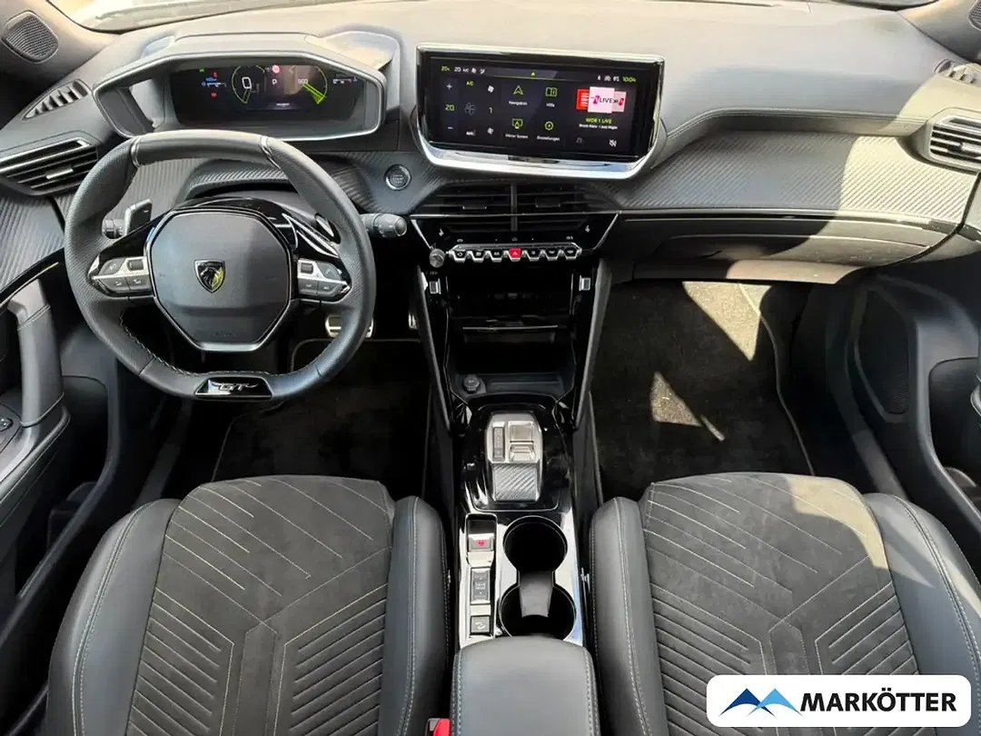 Peugeot 2008 GT - Thumbnail 14