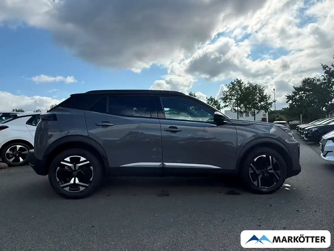 Peugeot 2008 GT - Thumbnail 3
