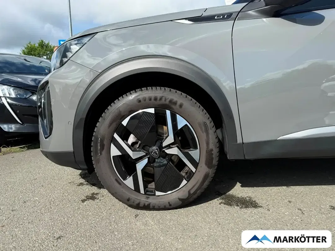 Peugeot 2008 GT - Thumbnail 5