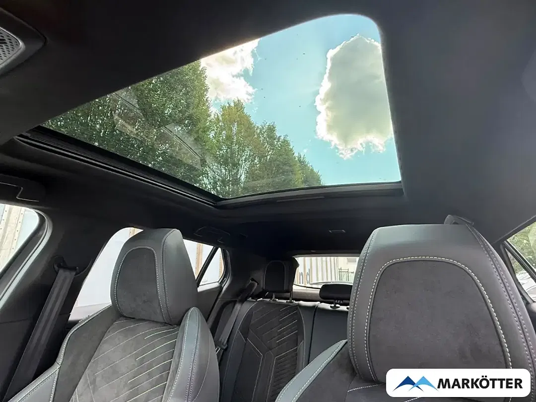Peugeot 2008 GT - Thumbnail 8