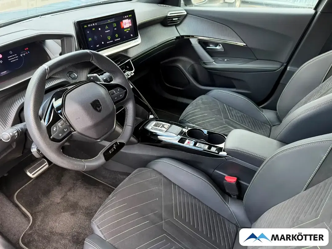 Peugeot 2008 GT - Thumbnail 9