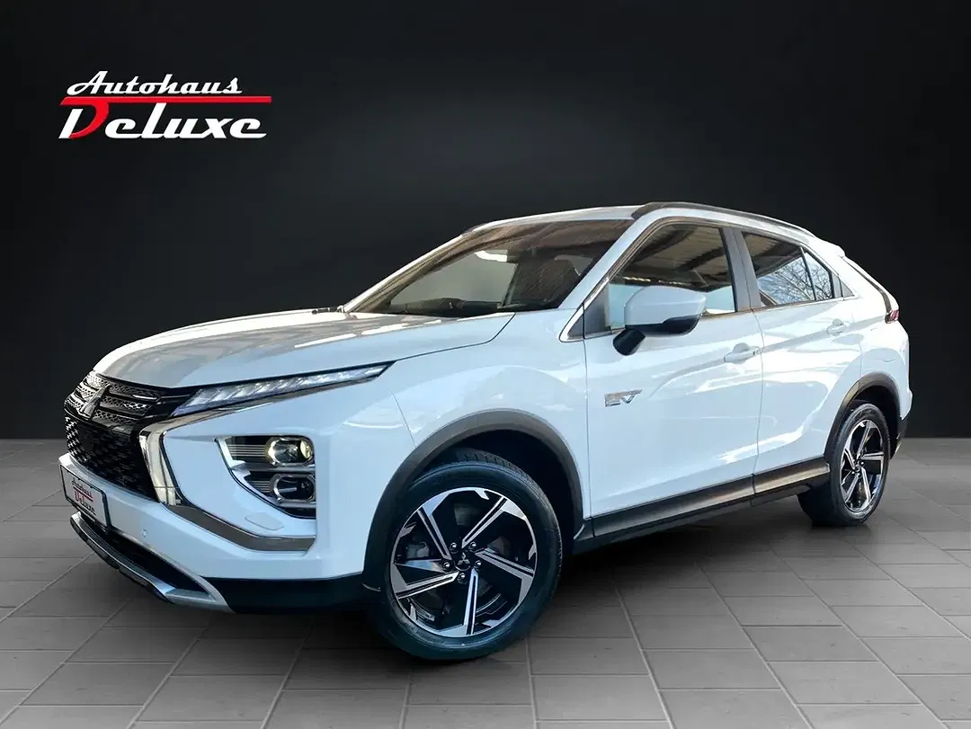 Mitsubishi Eclipse Cross PHEV 4WD Plus - foto 1
