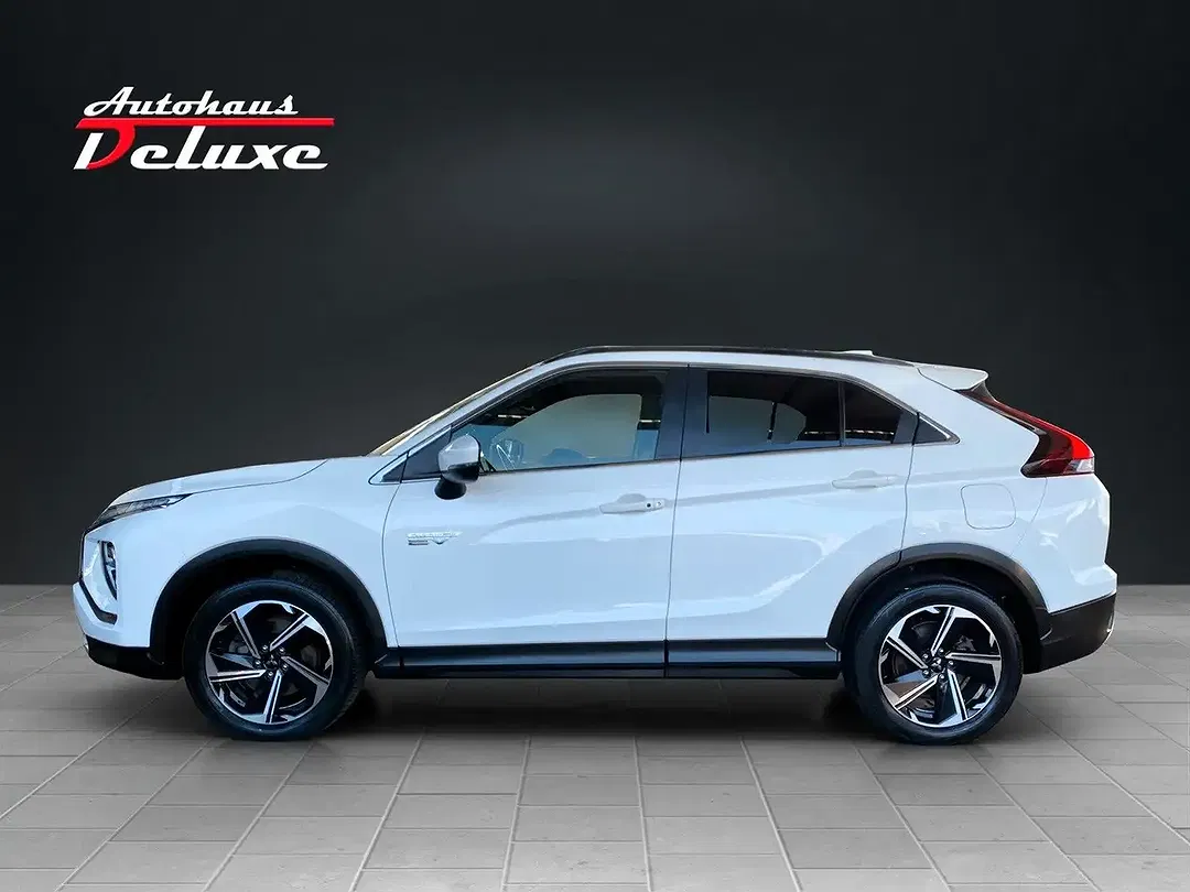 Mitsubishi Eclipse Cross PHEV 4WD Plus - Thumbnail 4