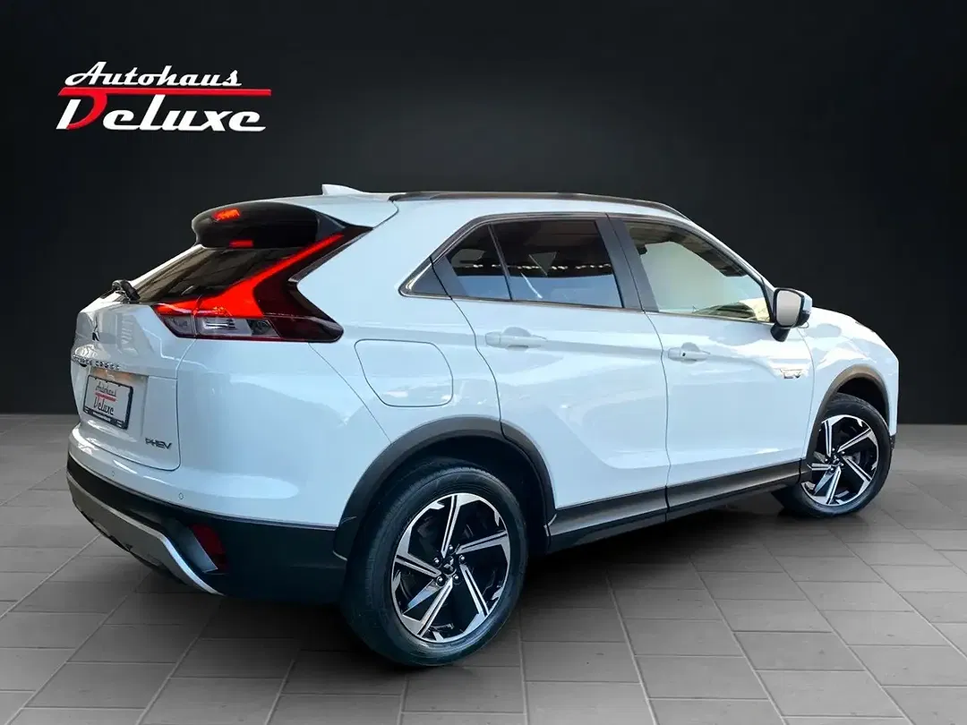 Mitsubishi Eclipse Cross PHEV 4WD Plus - Thumbnail 7