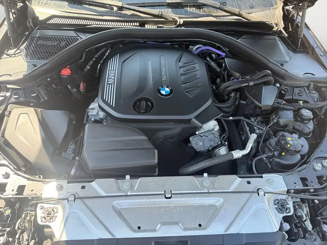 BMW 320 xDrive Touring M Sport - Thumbnail 13