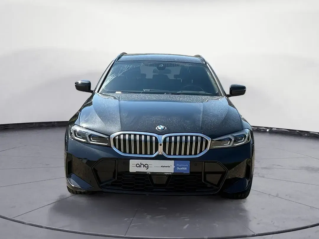 BMW 320 xDrive Touring M Sport - Thumbnail 6