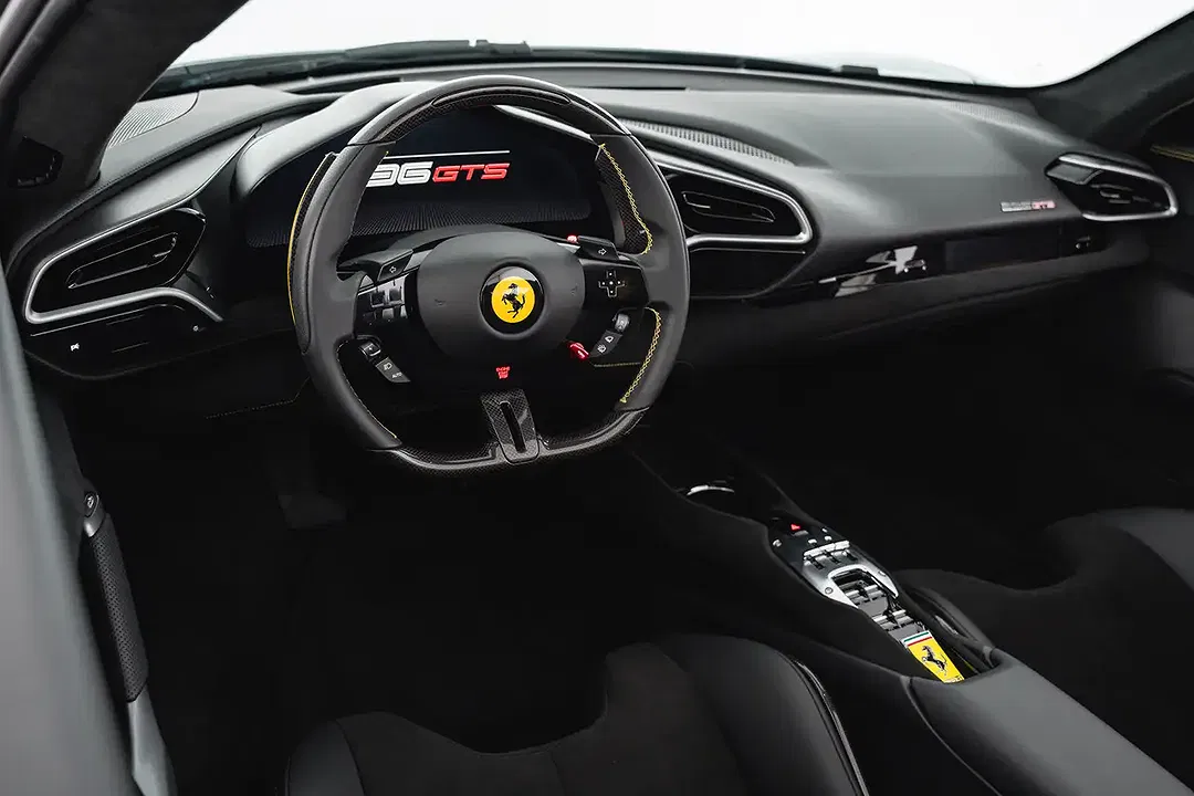 Ferrari 296 GTS - Thumbnail 12