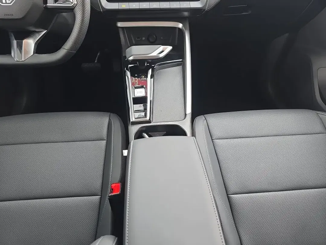 MG ZS 1.5 Hybrid+ Luxury - Thumbnail 11