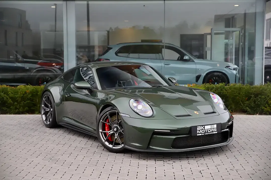 Porsche 992 GT3 Touring - foto 1