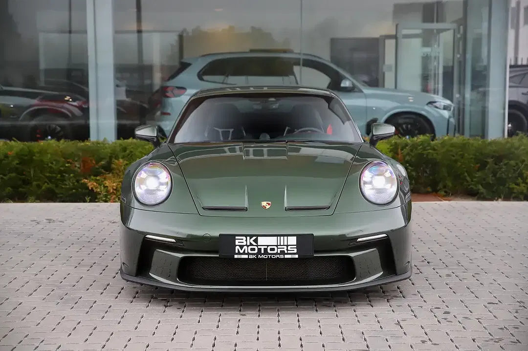 Porsche 992 GT3 Touring - Thumbnail 3