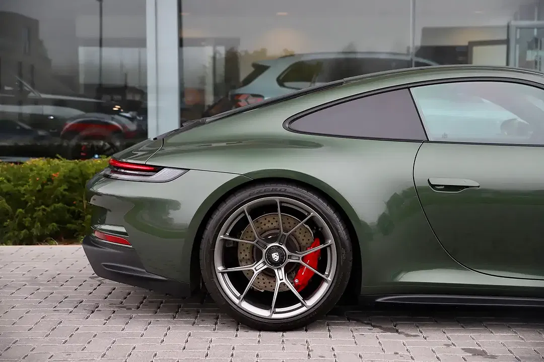Porsche 992 GT3 Touring - Thumbnail 7