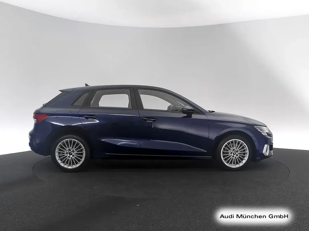 Audi A3 40 TFSI e S tronic - Thumbnail 3