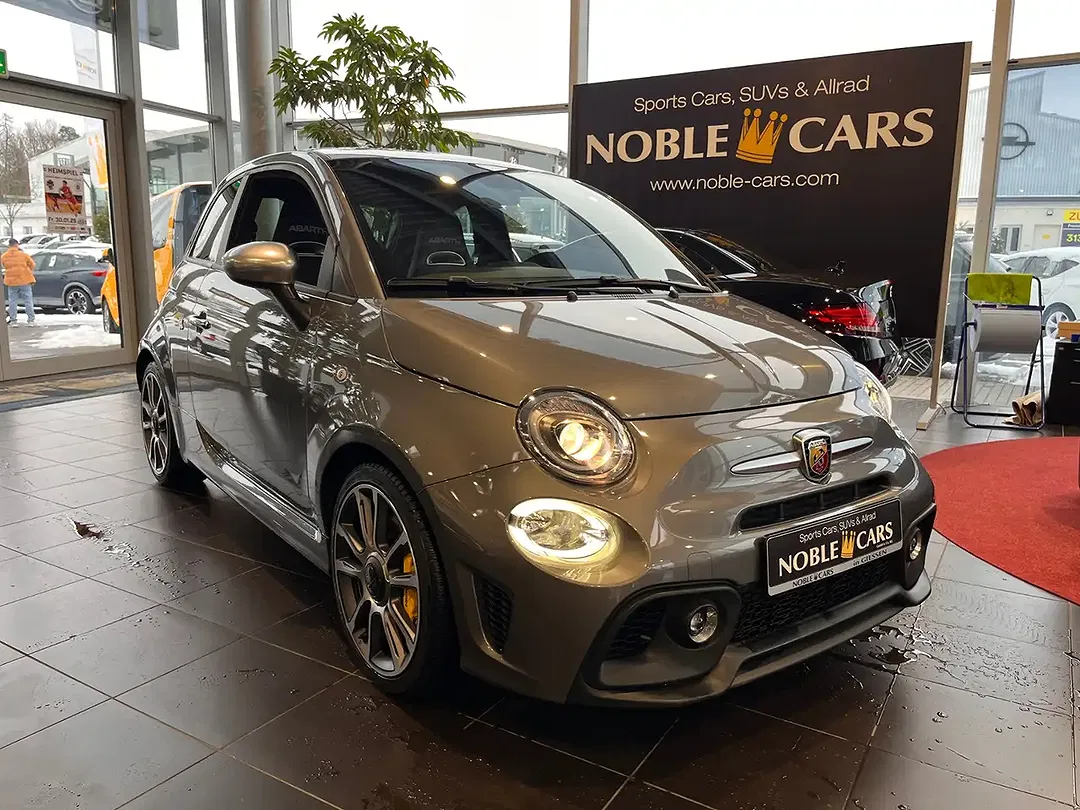 Abarth 695 Turismo - foto 1