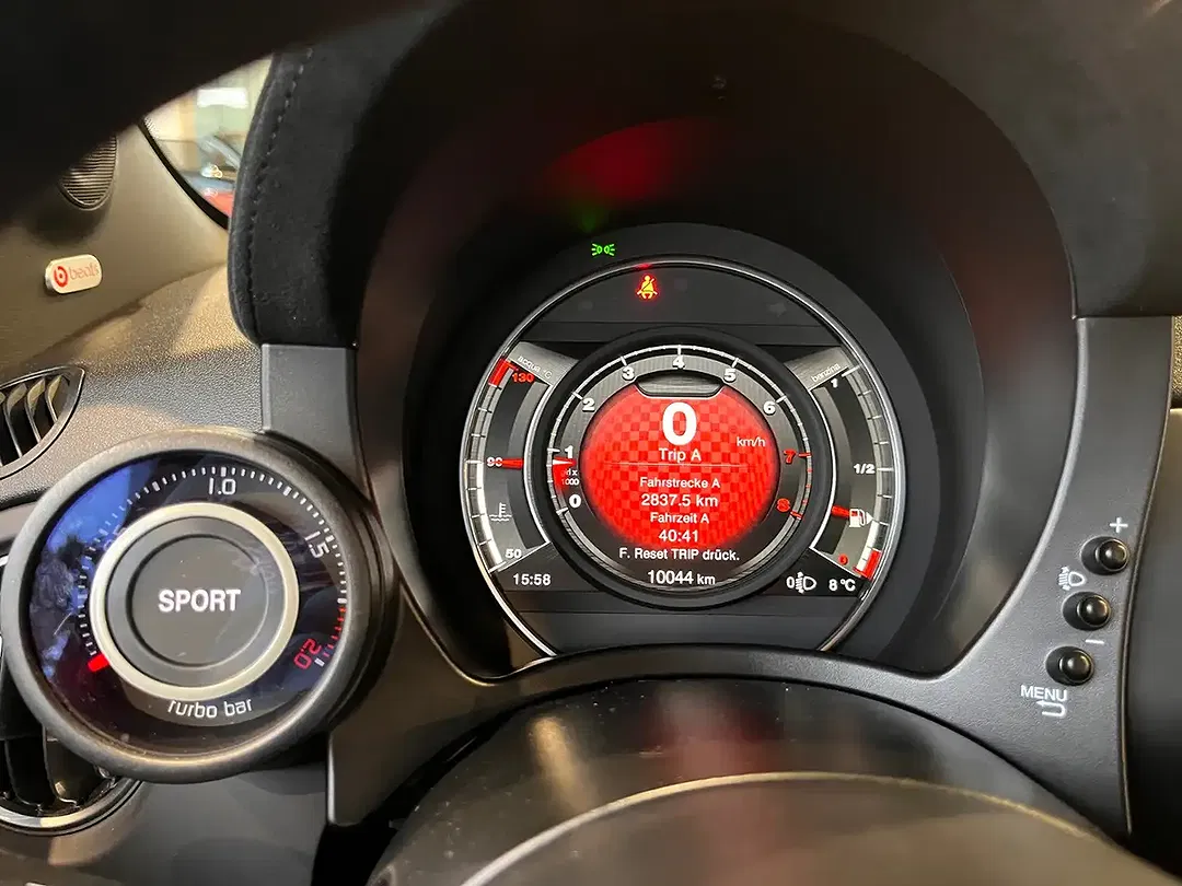 Abarth 695 Turismo - Thumbnail 12