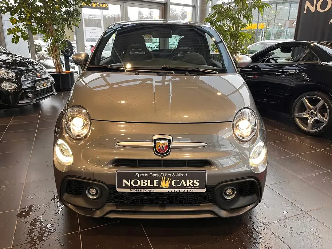 Abarth 695 Turismo - foto 2