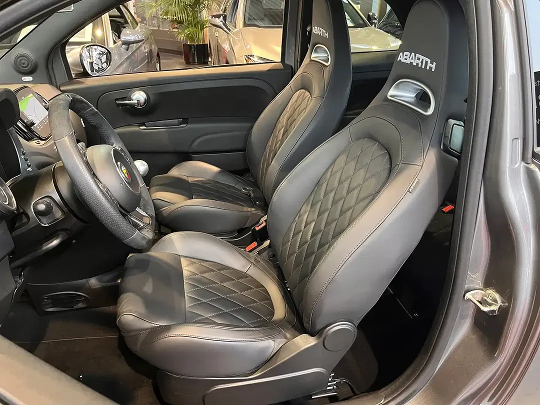Abarth 695 Turismo - Thumbnail 8