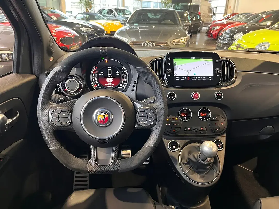 Abarth 695 Turismo - Thumbnail 9