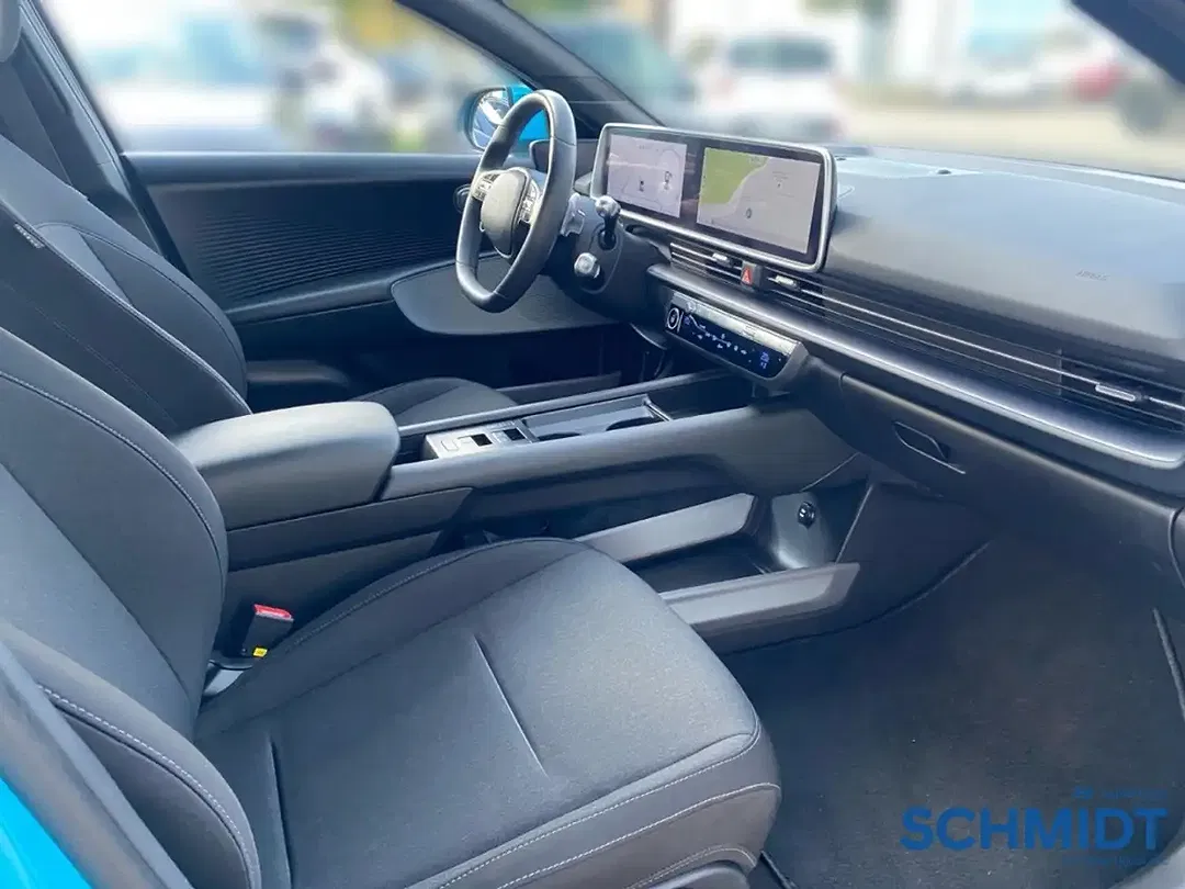 Hyundai IONIQ 6 - Thumbnail 14