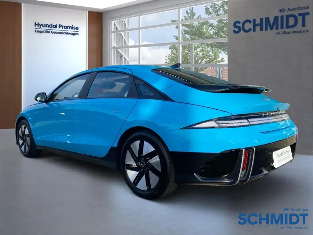 Hyundai IONIQ 6 - Thumbnail 4