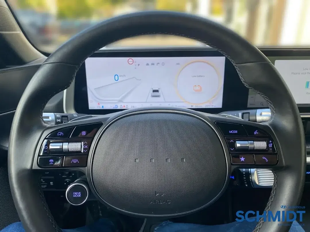 Hyundai IONIQ 6 - Thumbnail 8