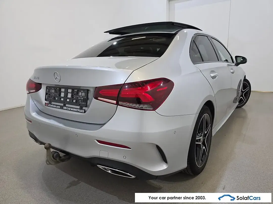 Mercedes-Benz A 180 AMG Night - Thumbnail 4