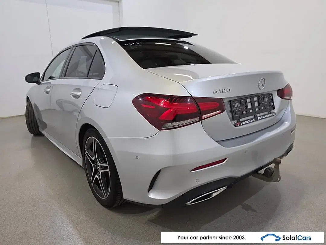 Mercedes-Benz A 180 AMG Night - Thumbnail 6