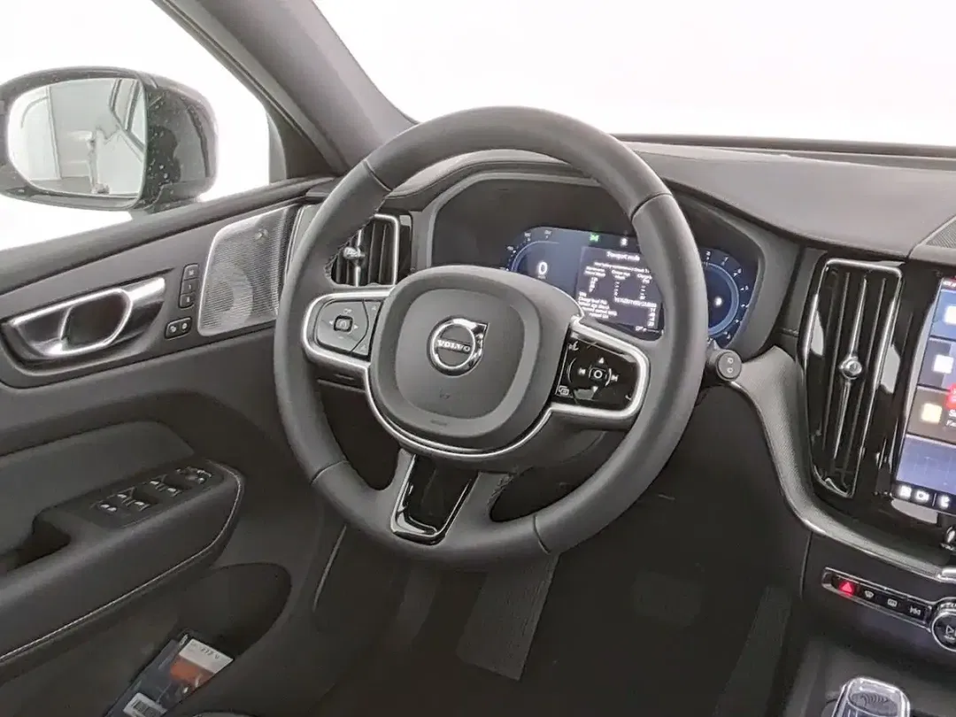 Volvo XC60 B5 AWD Ultra Dark - Thumbnail 14