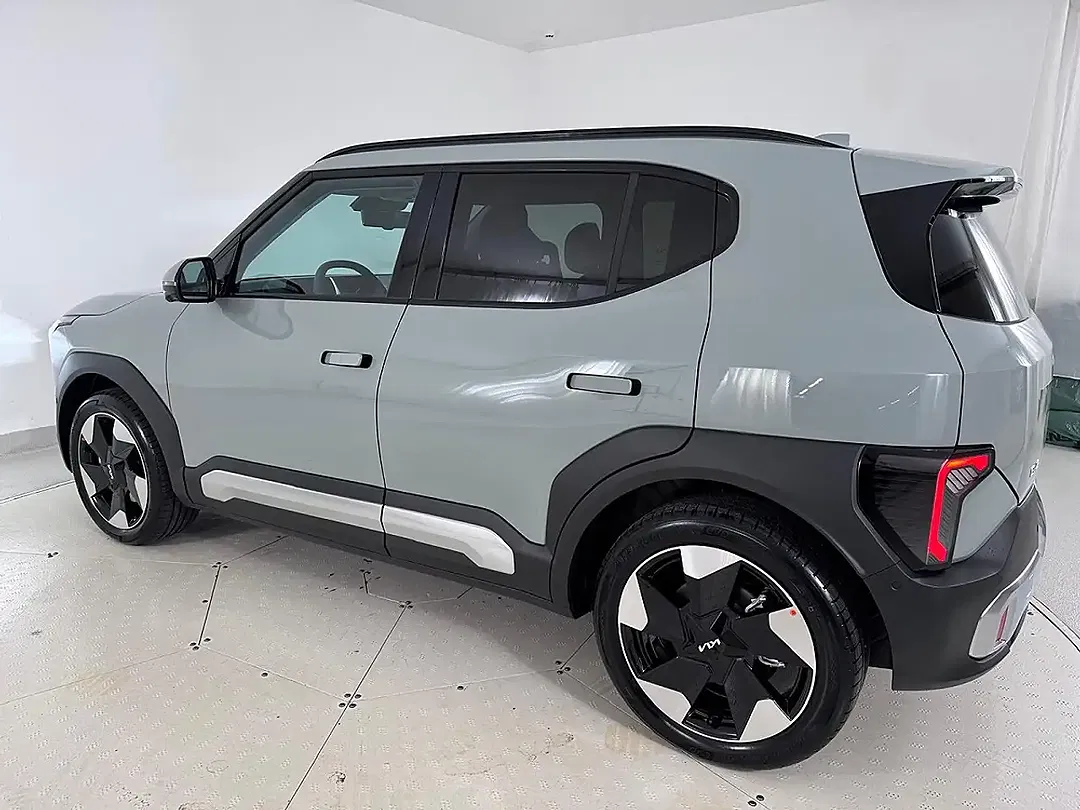 Kia EV2 Earth Plus - Thumbnail 5