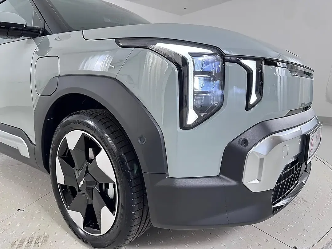 Kia EV2 Earth Plus - Thumbnail 6