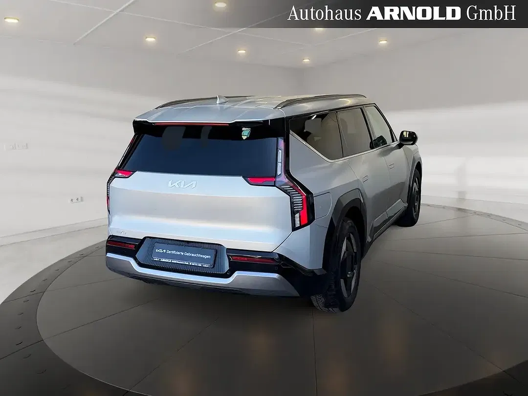 Kia EV9 AWD - Thumbnail 3